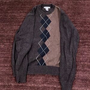 Men’s M Geoffrey Beene Brown Sweater.